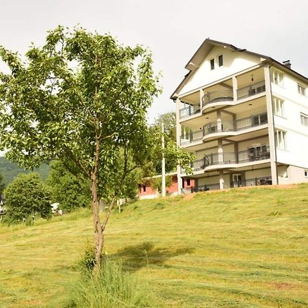 Lmm Apartmani Plav Esterno foto