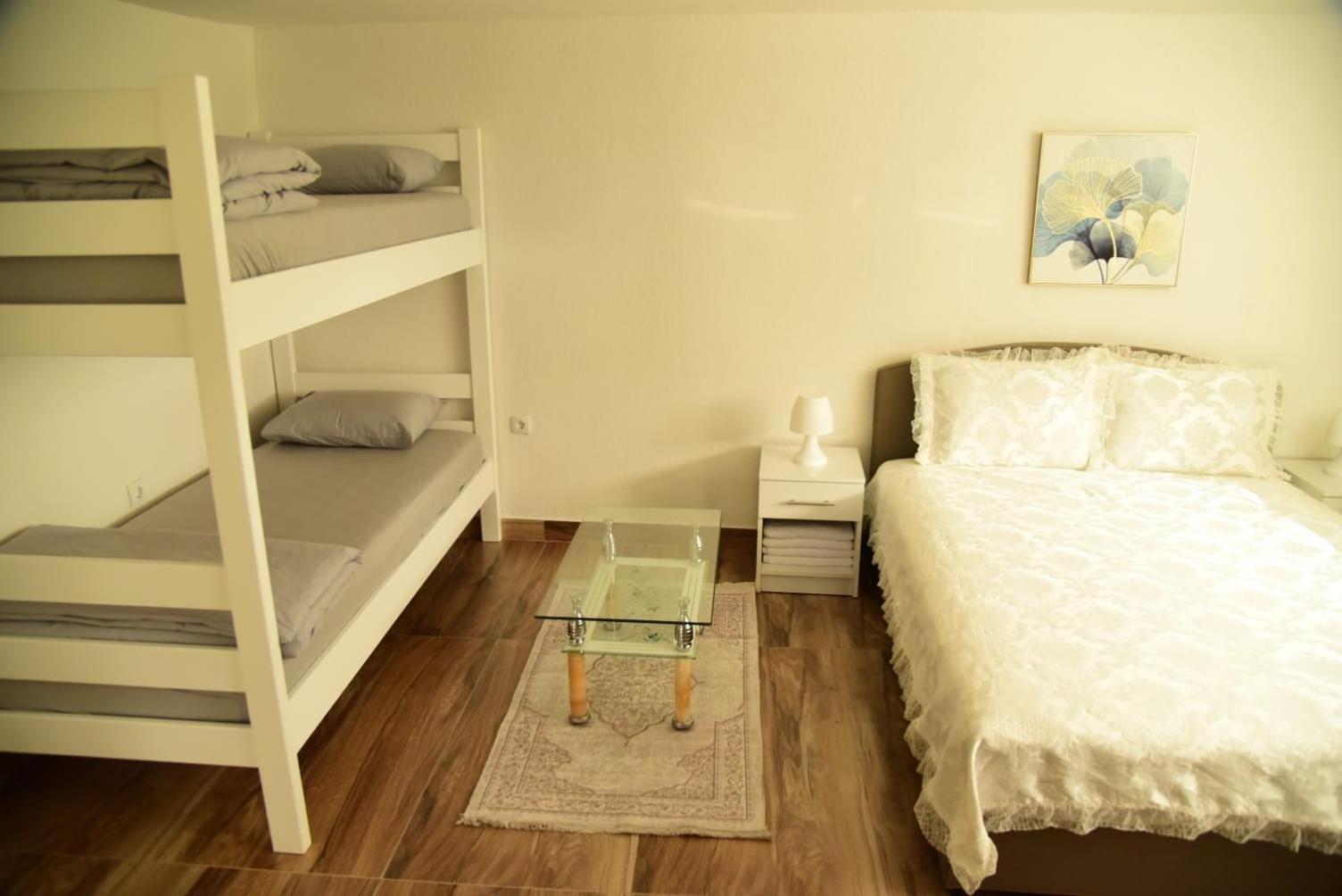 Lmm Apartmani Plav Esterno foto